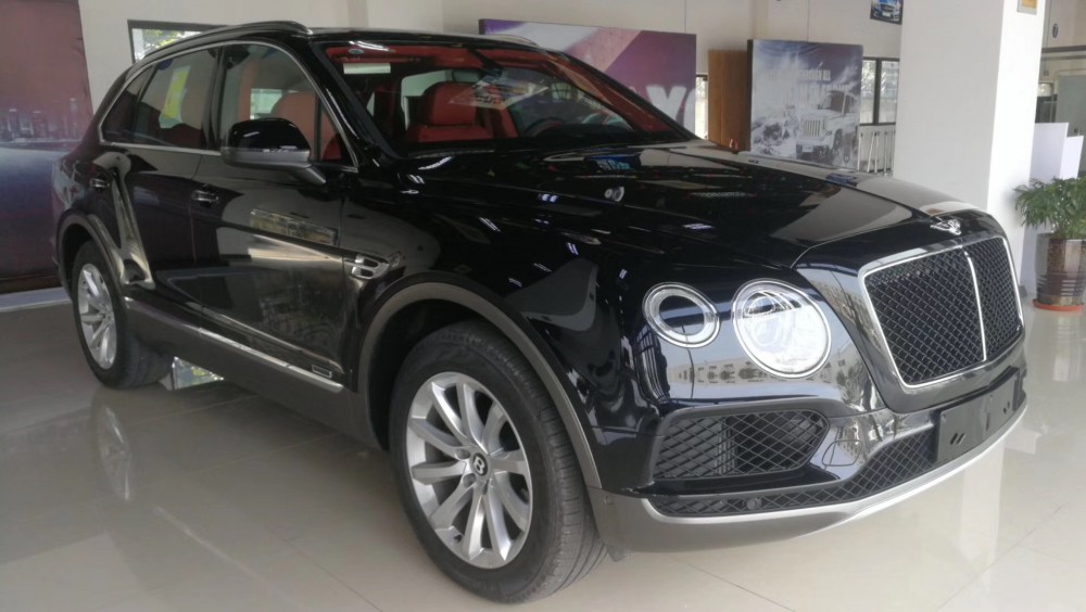 18款 宾利添跃 4.0柴油